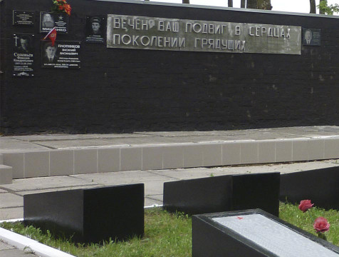 Воинский мемориал в Ослинке Жиздринского района отремонтируют
