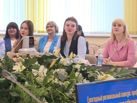 Лучшего учителя выбирают в Калужской области