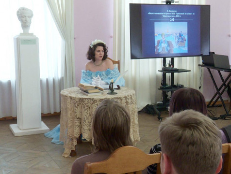 Литературно-музыкальную композицию памяти Пушкина представили в Полотняном Заводе