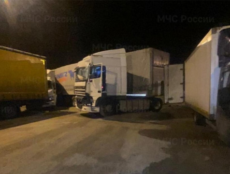 ДТП с участием нескольких грузовых автомобилей произошло в Мосальском районе