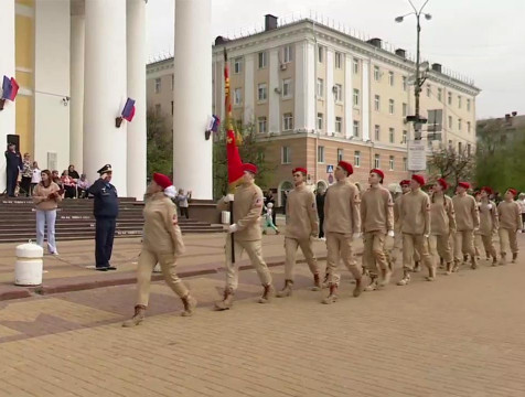 Областной смотр строя и песни юнармейцев и кадетов прошел в Калуге